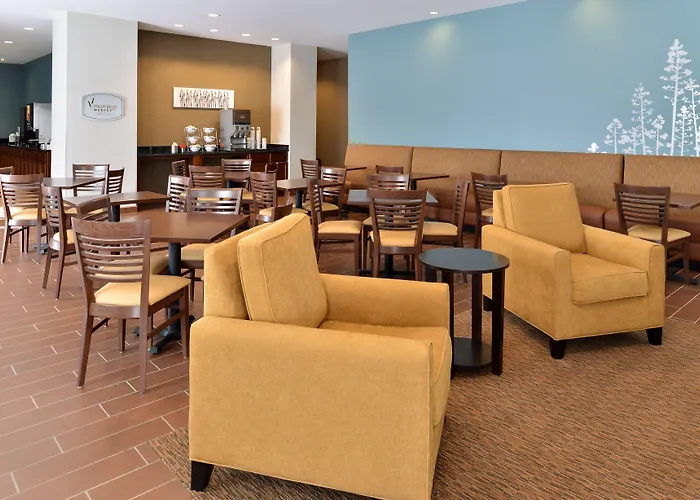 Mainstay Suites Meridian - Bonita Lakes